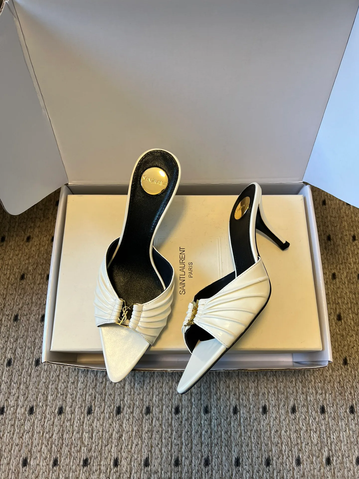 Босоножки Женские Saint Laurent 10835443