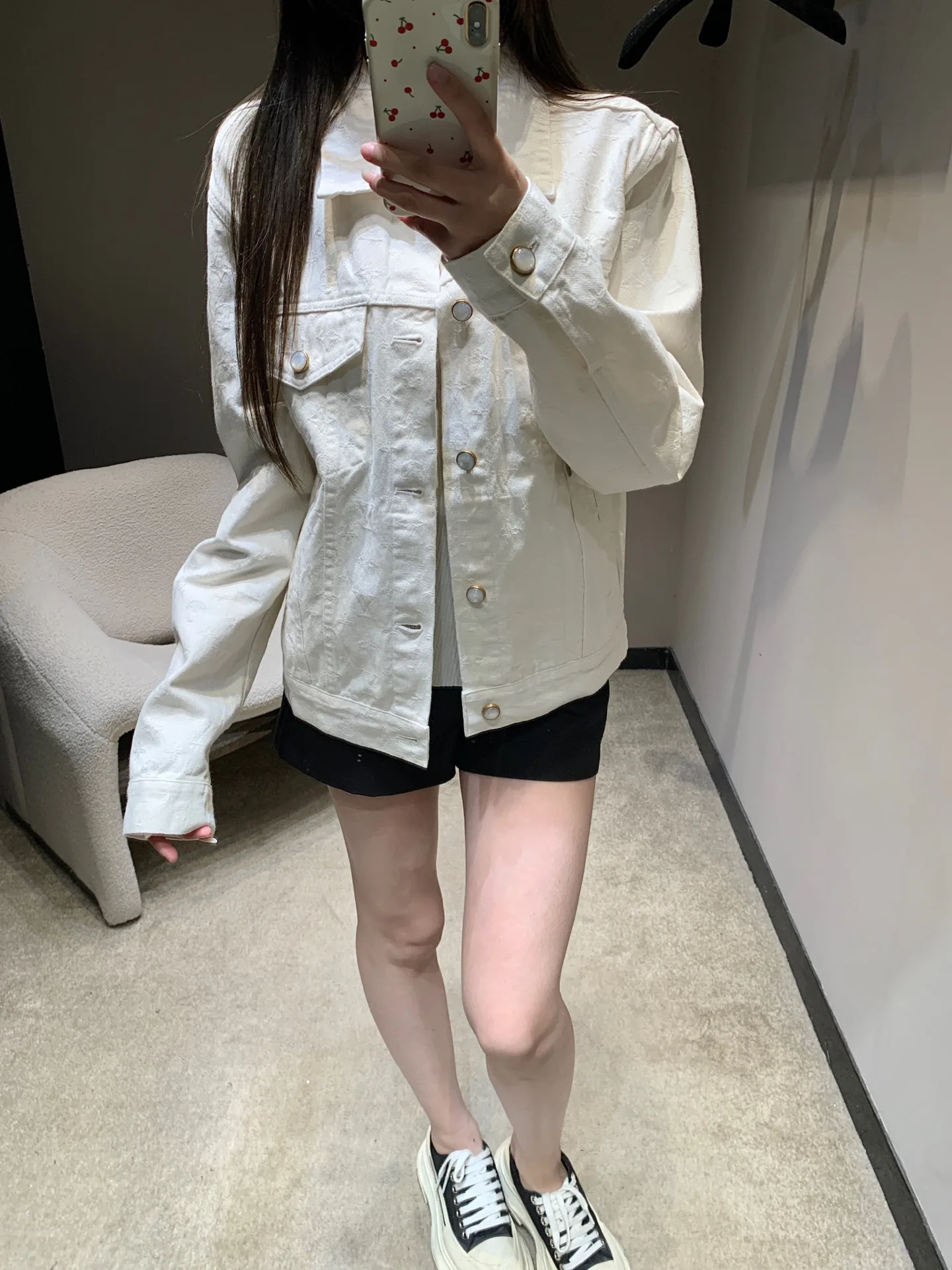 Куртки И Пуховики Женские Louis Vuitton 1457084