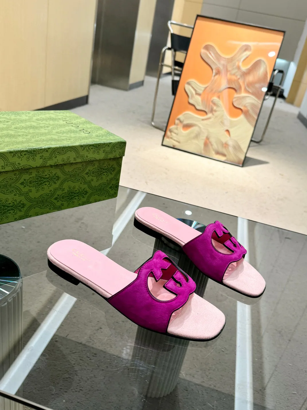 Шлепанцы Женские Gucci 11890964