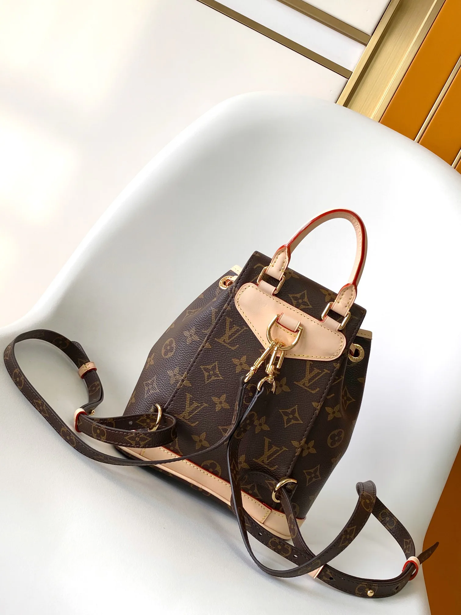 Рюкзаки Женские Louis Vuitton 369586