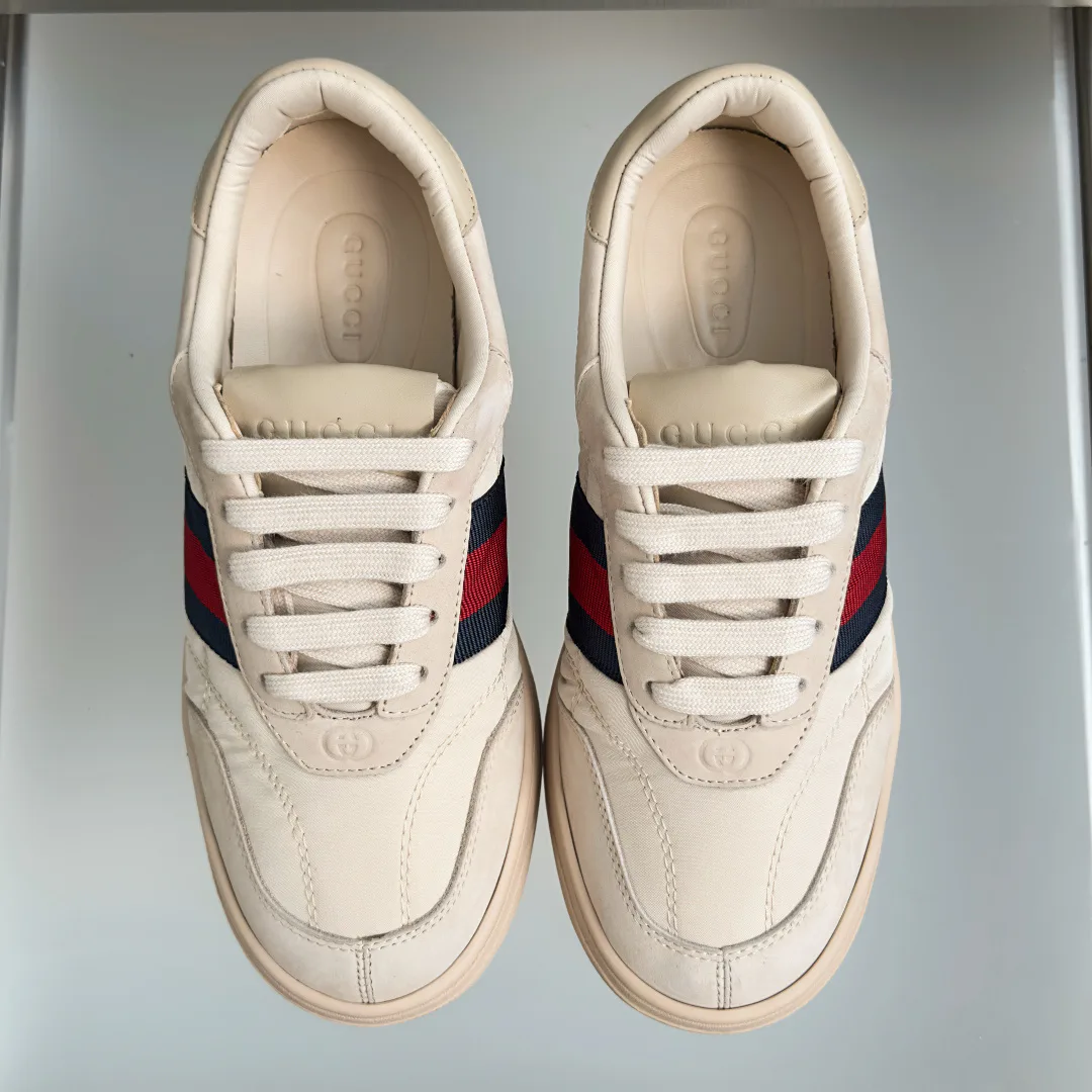 Кроссовки Женские Gucci 17950552