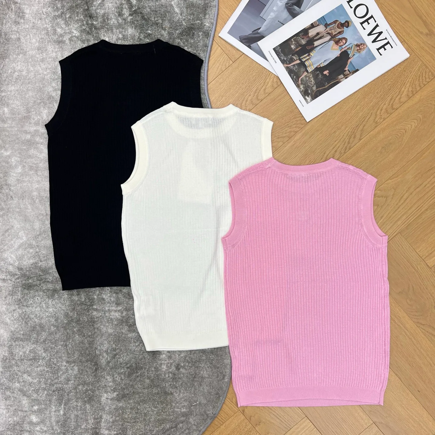 Жилеты Женские Chanel 11489955