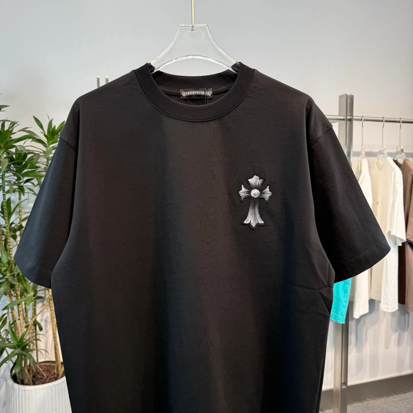 Футболки Женские Chrome Hearts 5059352