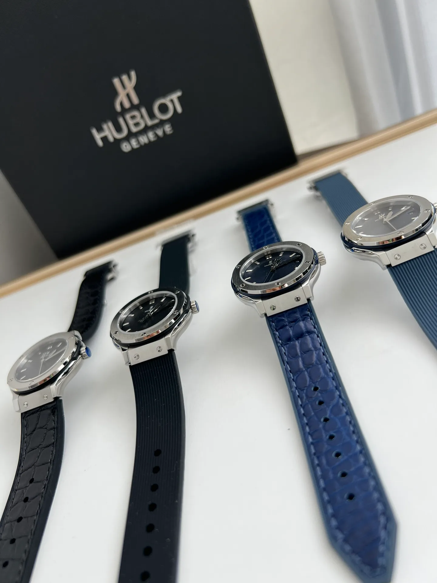 Часы Женские Hublot 17629729