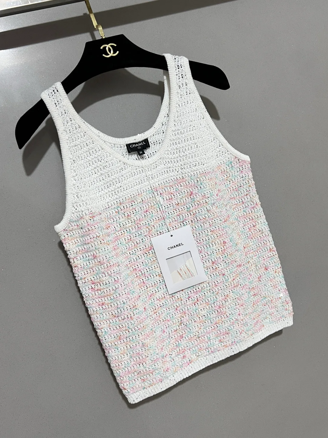 Жилеты Женские Chanel 17429686