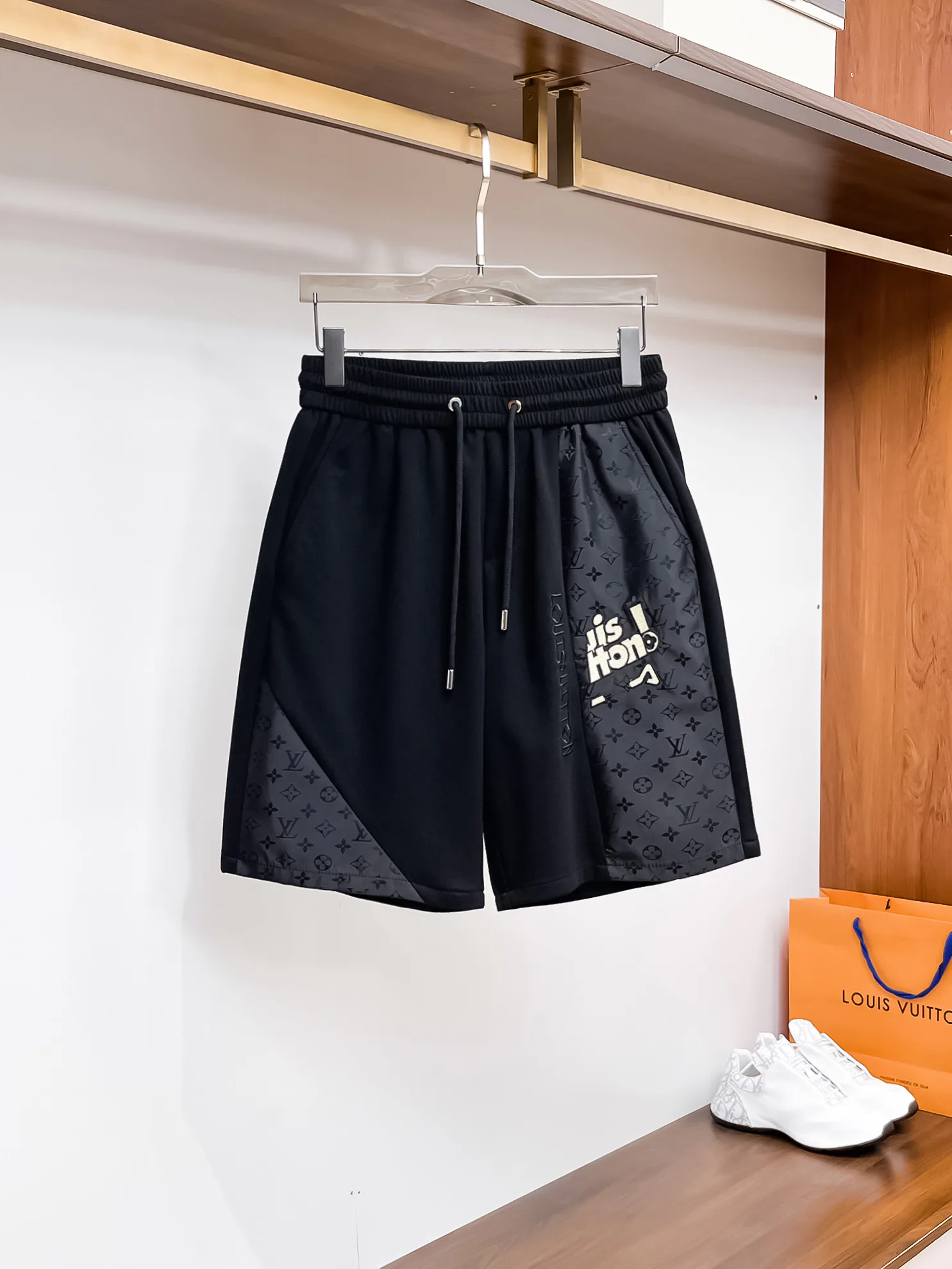 Шорты Мужские Louis Vuitton 13417602