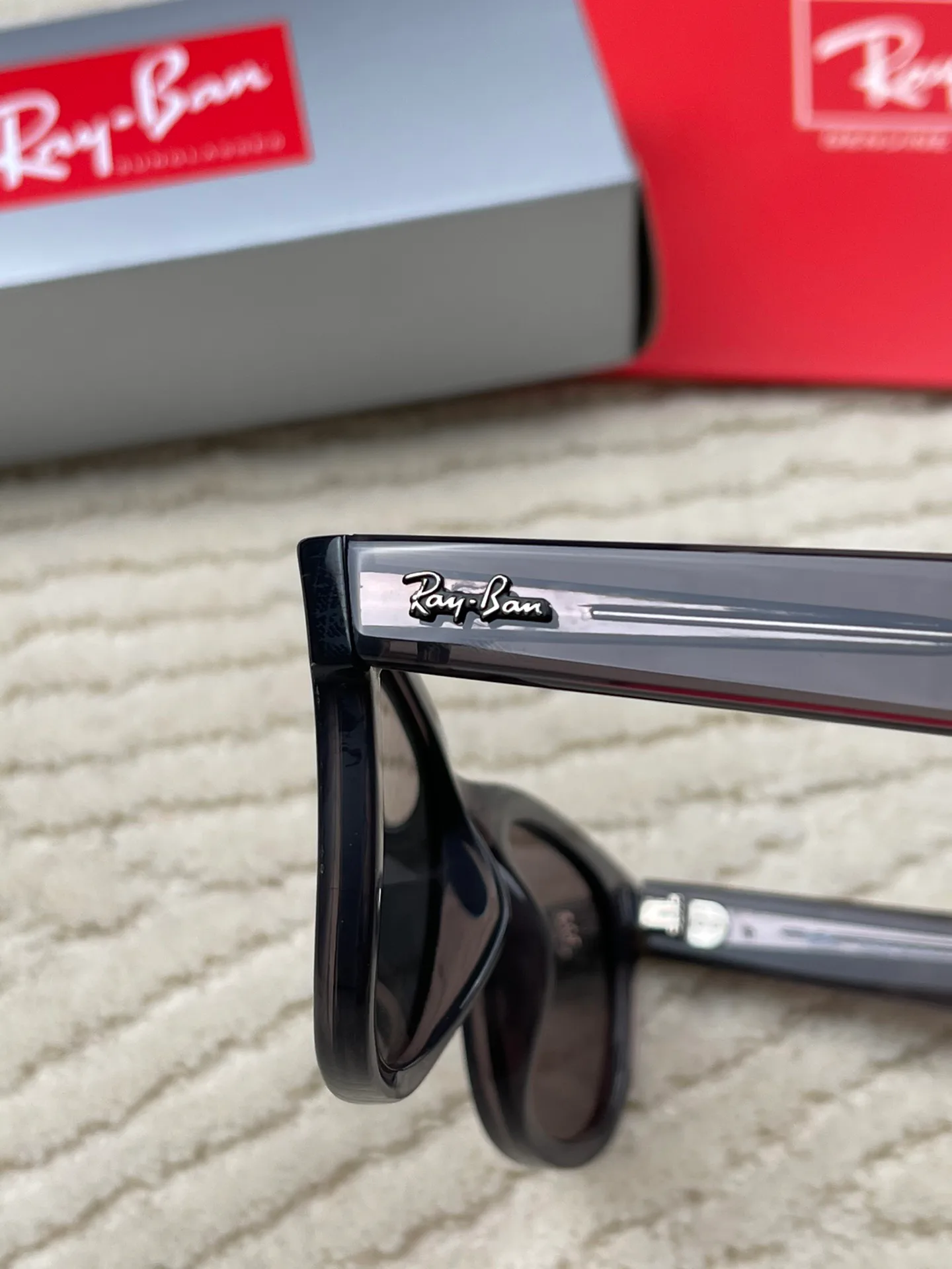 Очки Ray Ban 12700