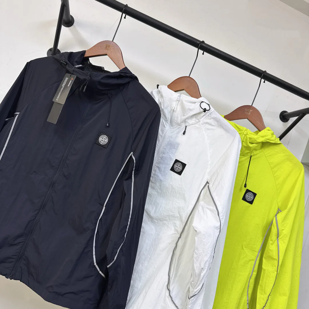 Куртки И Пуховики Мужские Stone Island 17286069