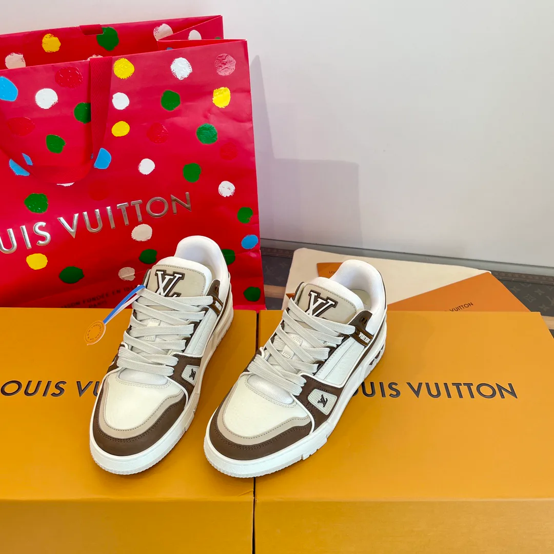 Кроссовки Женские Louis Vuitton 2296974