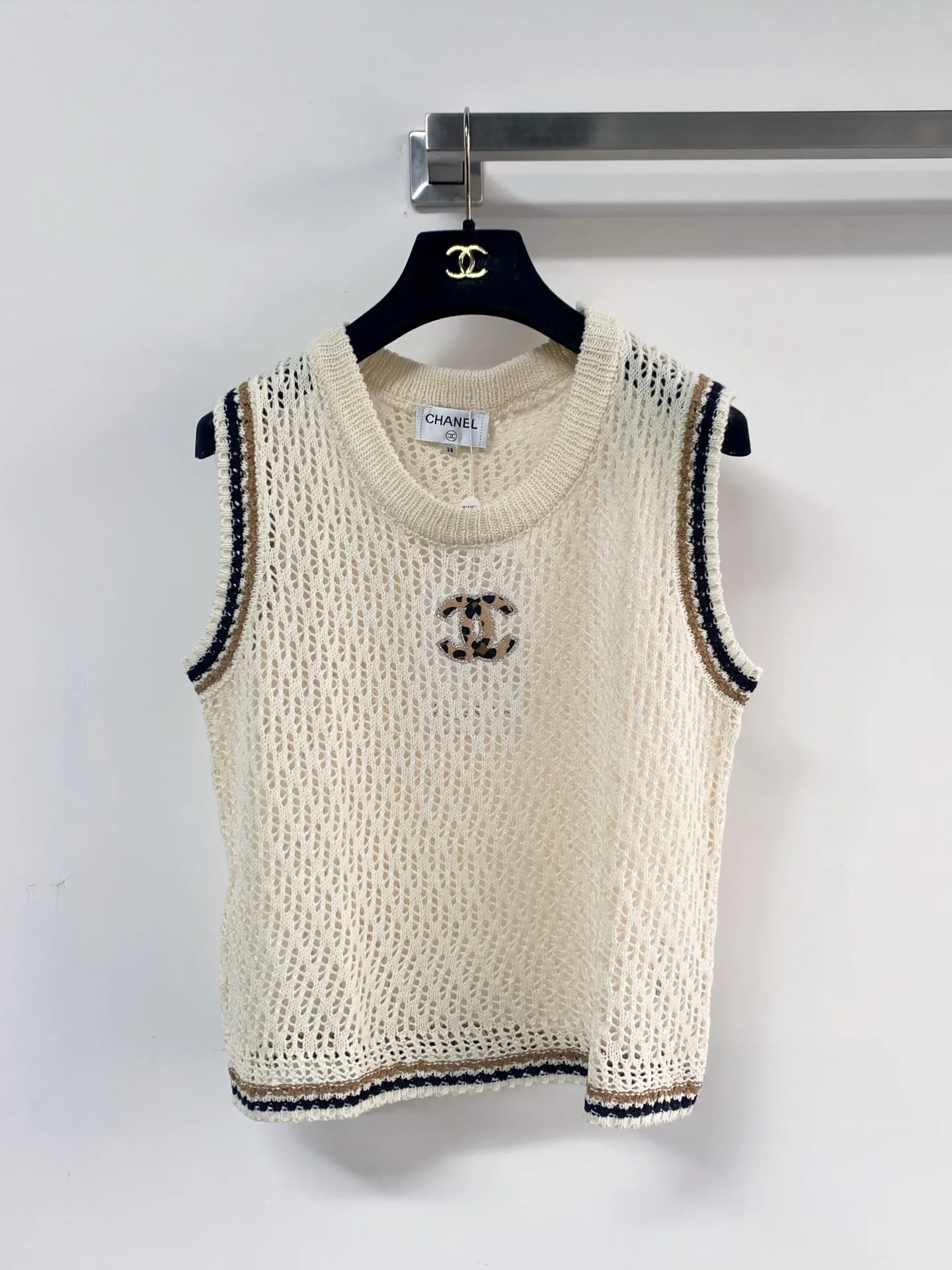 Жилеты Женские Chanel 11650719