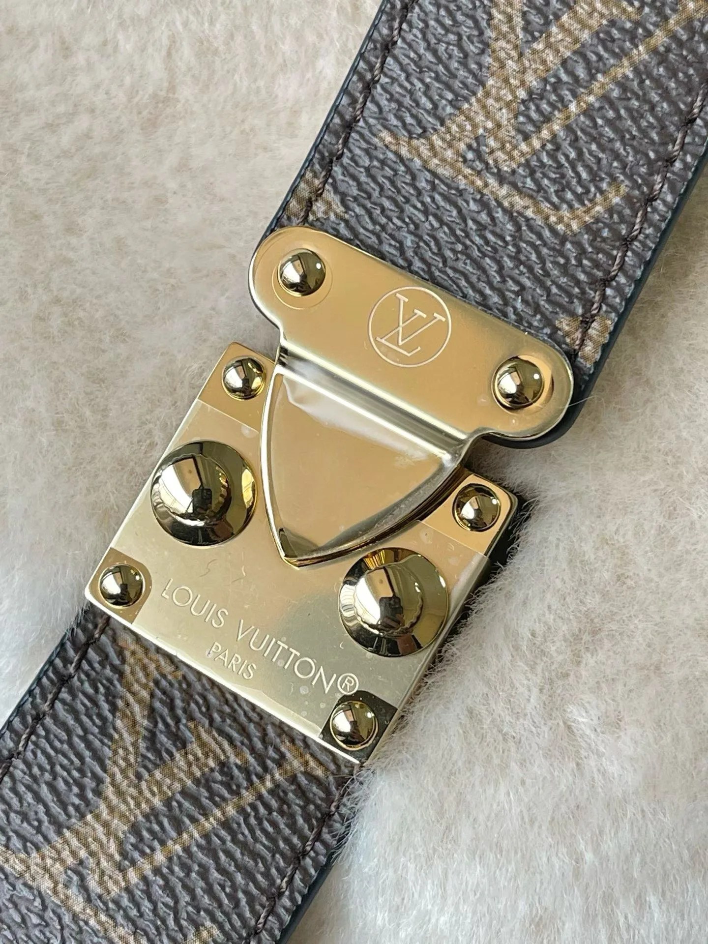 Клатчи Женские Louis Vuitton 2995955