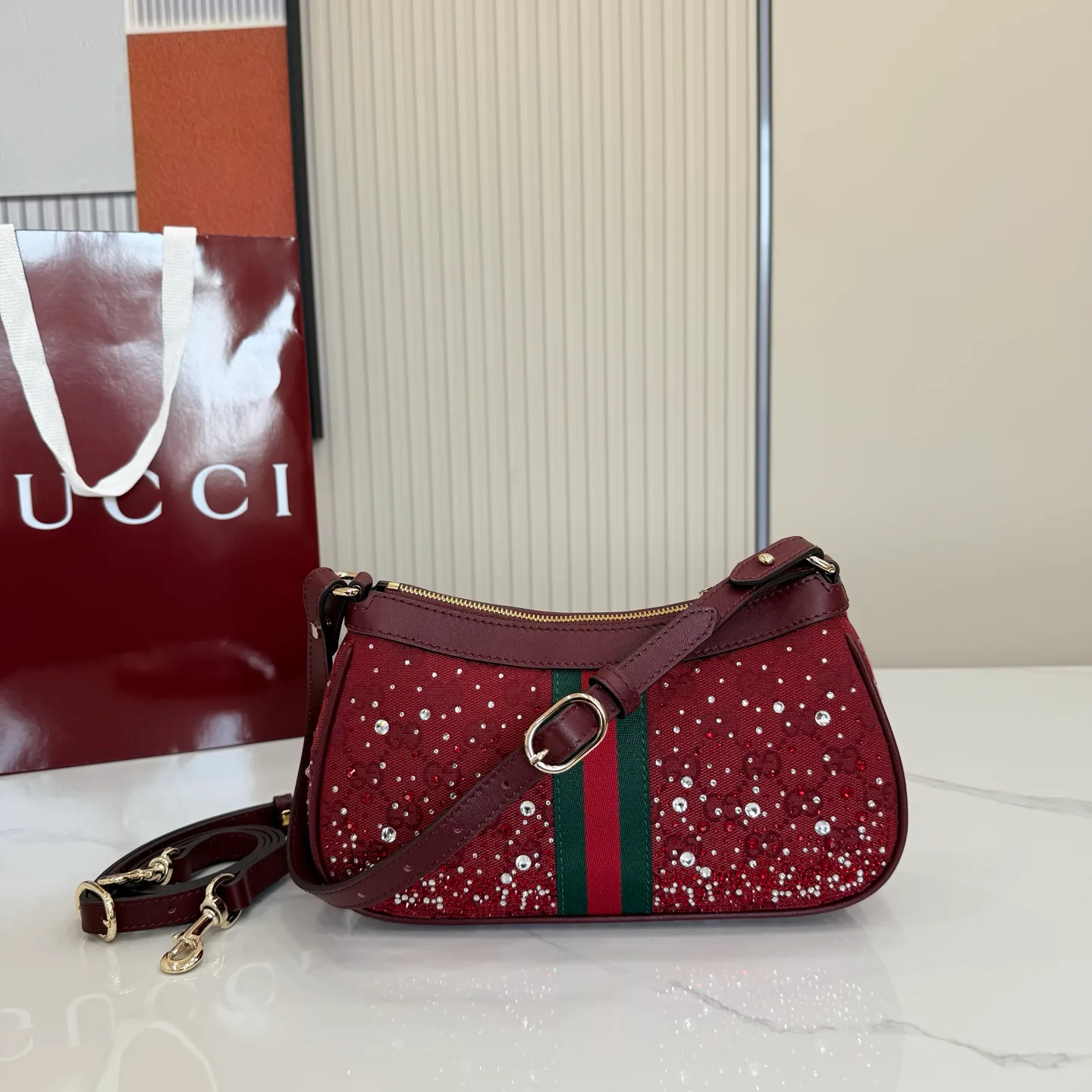 Классические Сумки Женские Gucci 11488773