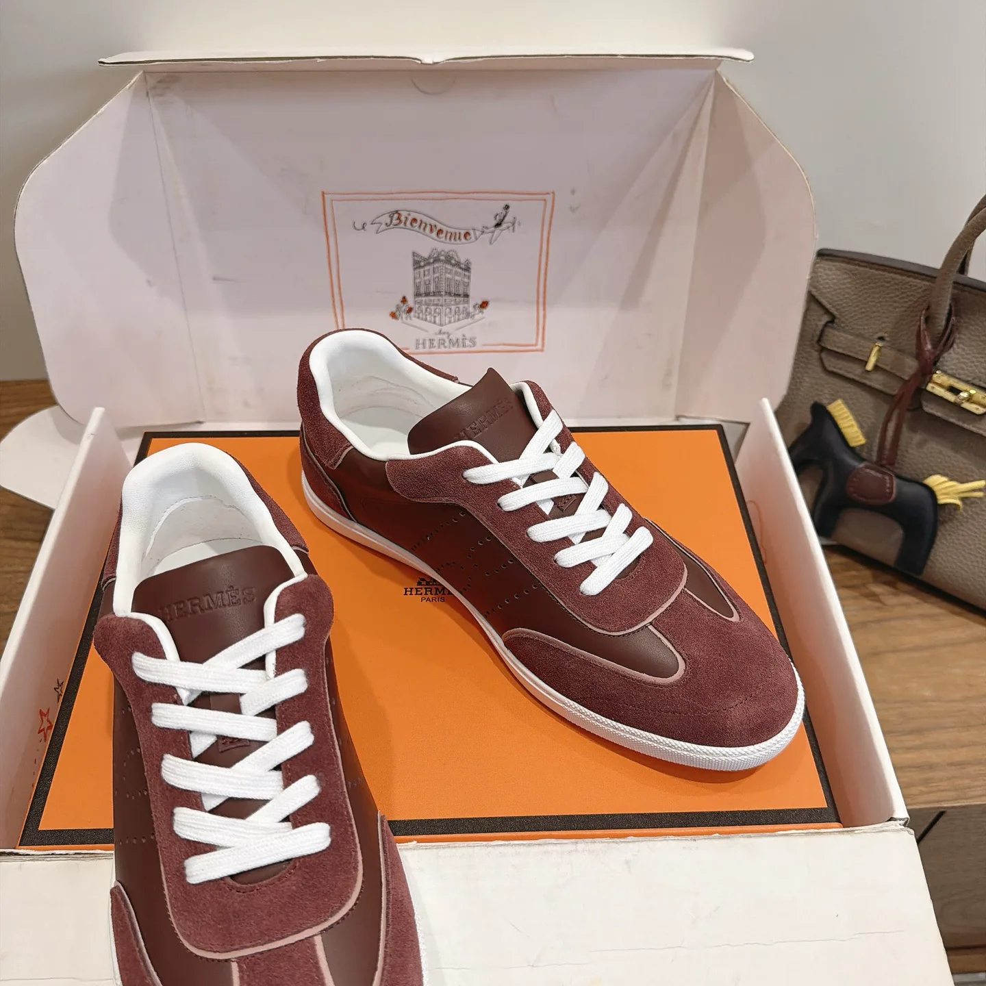 Кроссовки Женские Hermes 18230939