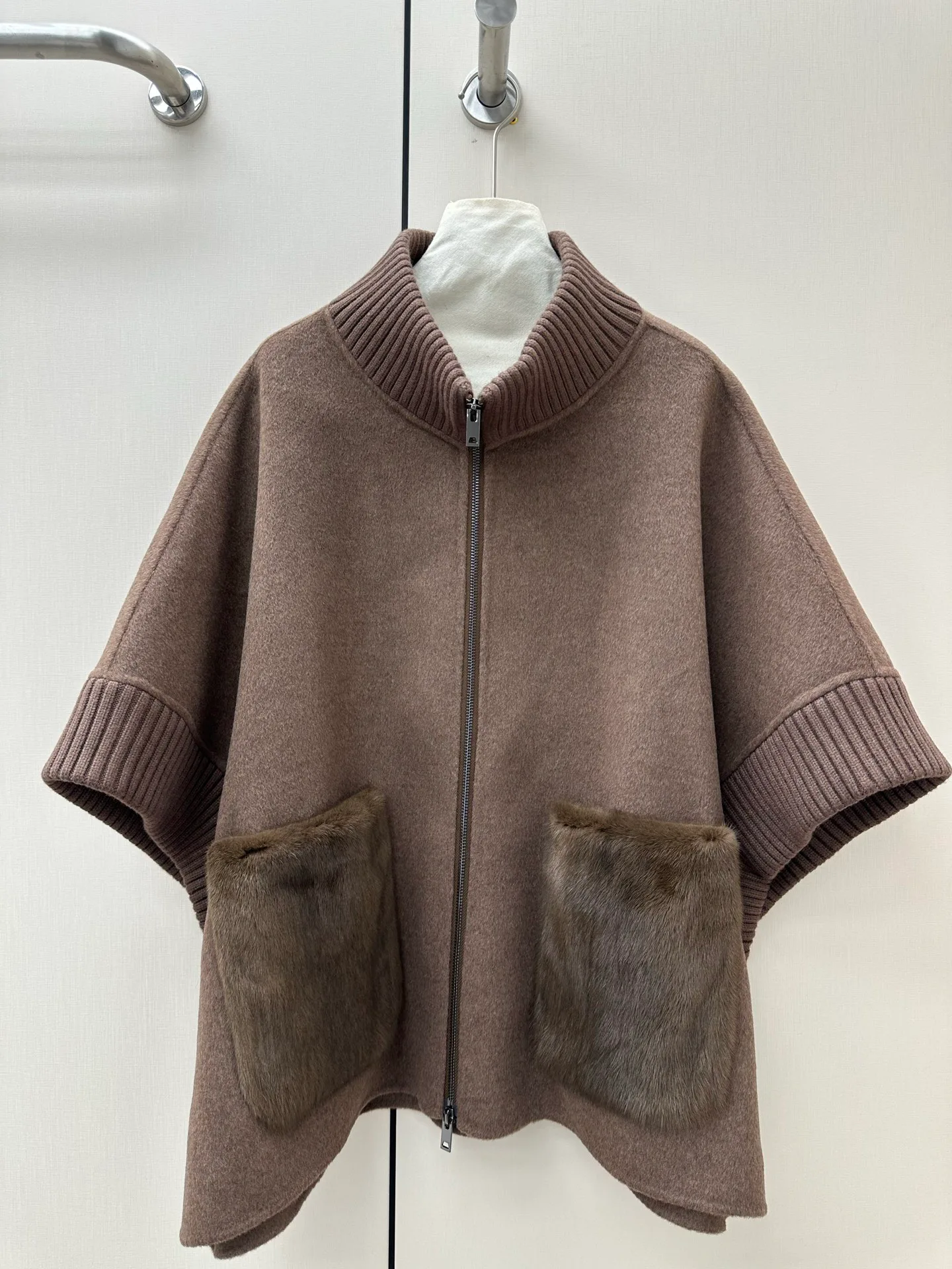 Пальто Женские Loro Piana 18721558