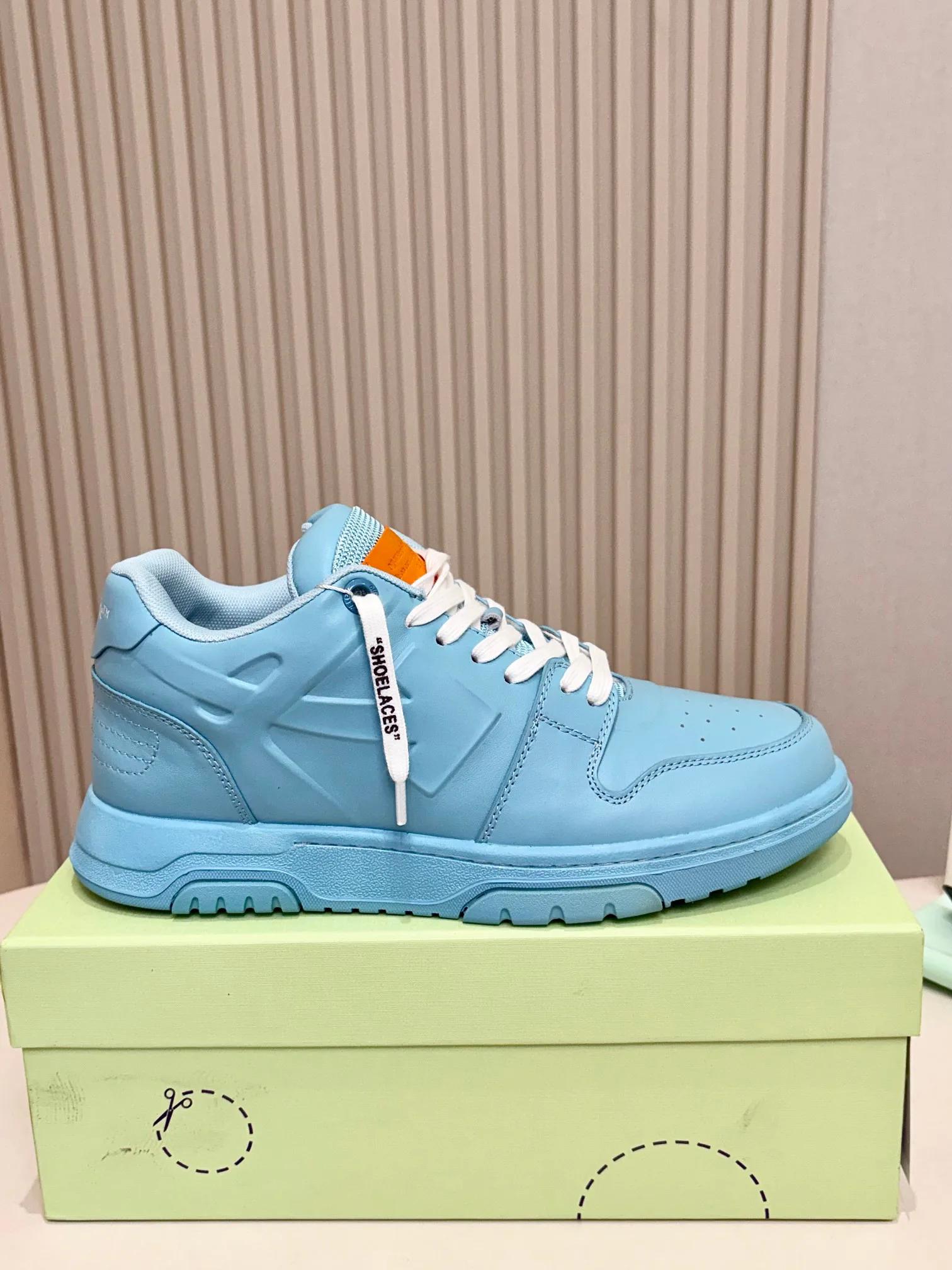 Кроссовки Женские Off-White 18158667