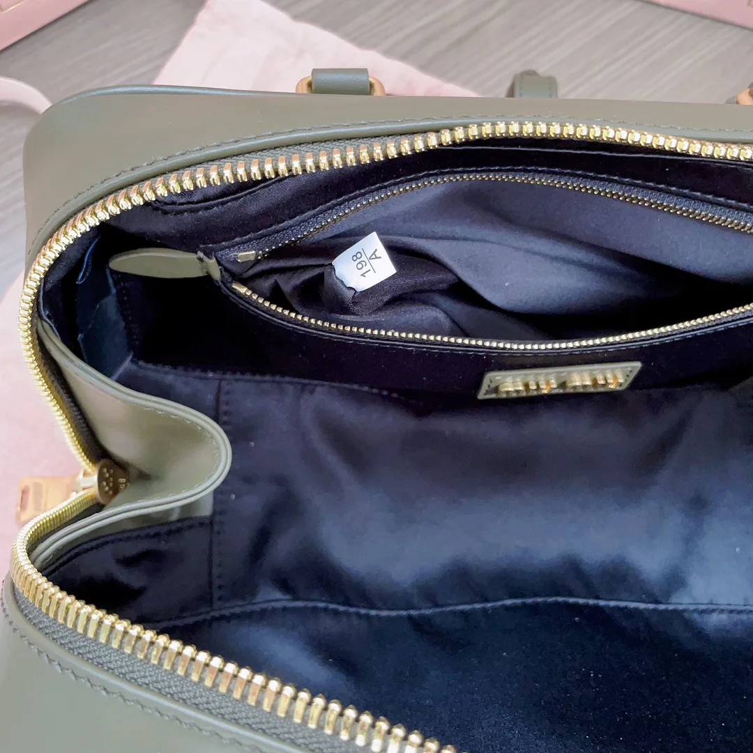 Сумки На Ремне Женские Miu Miu 61397