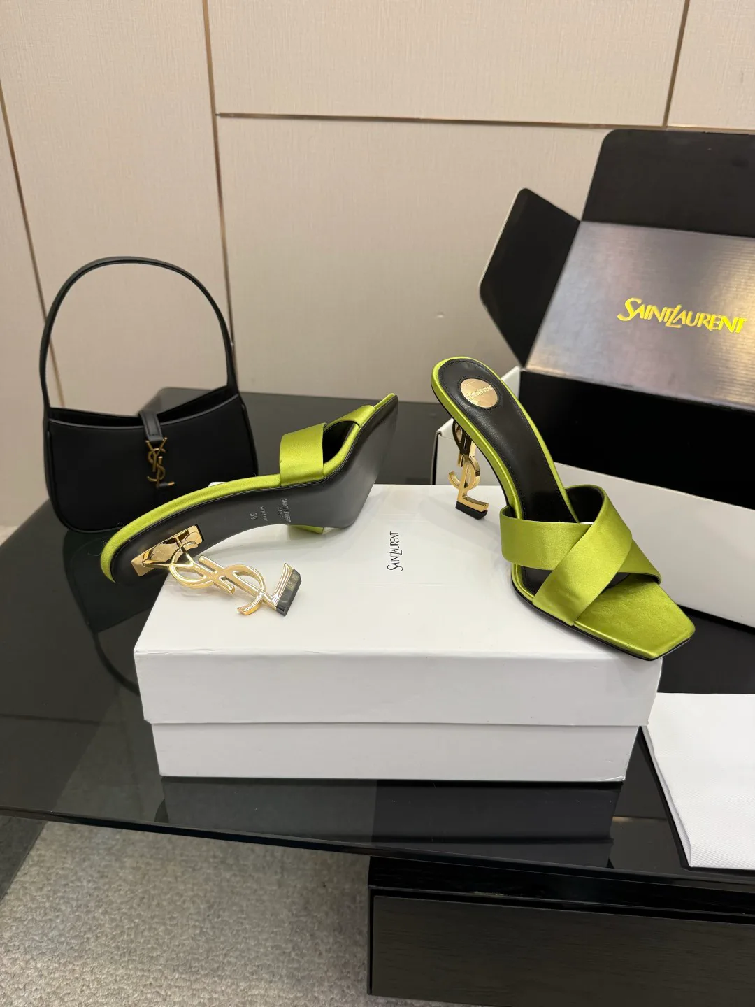 Босоножки Женские Saint Laurent 11336488