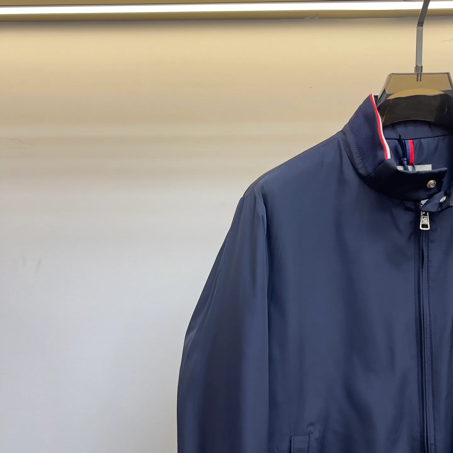 Куртки И Пуховики Женские Moncler 17340706