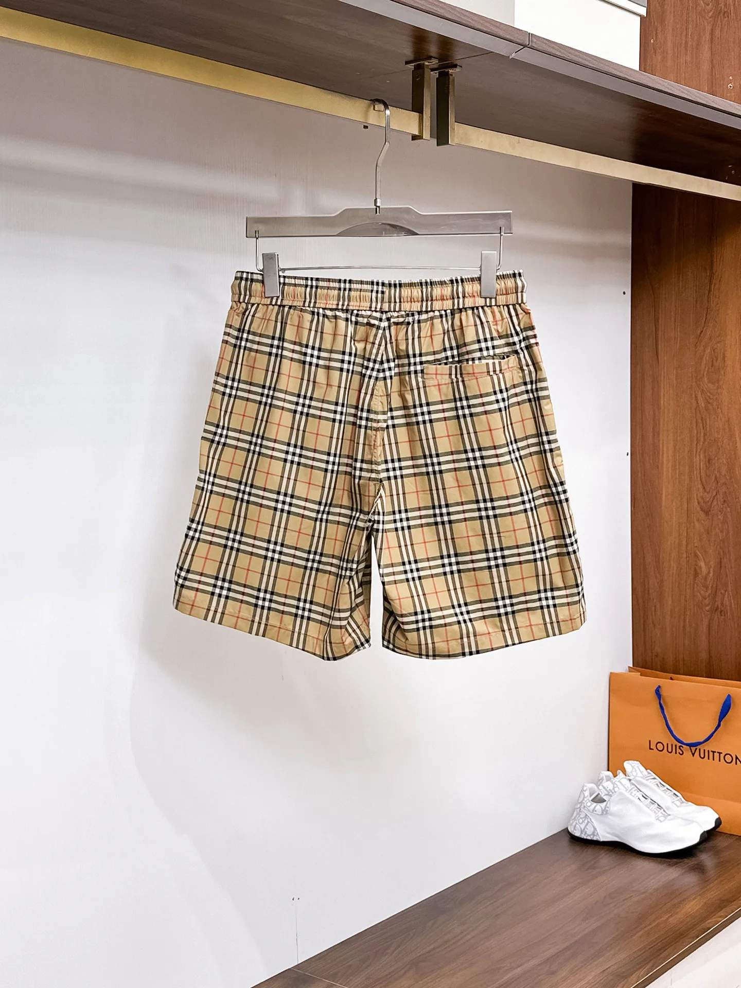 Шорты Мужские Burberry 13417549