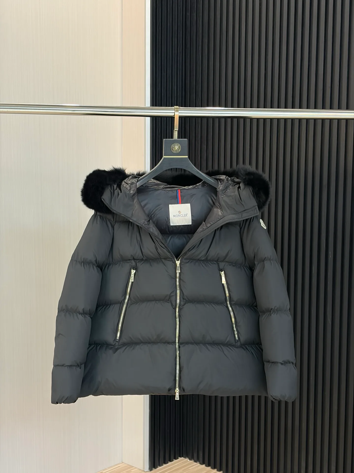Куртки И Пуховики Женские Moncler 18111423