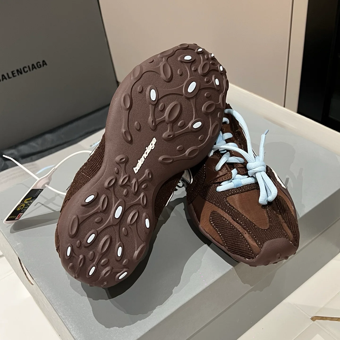 Кроссовки Женские Balenciaga 12948699