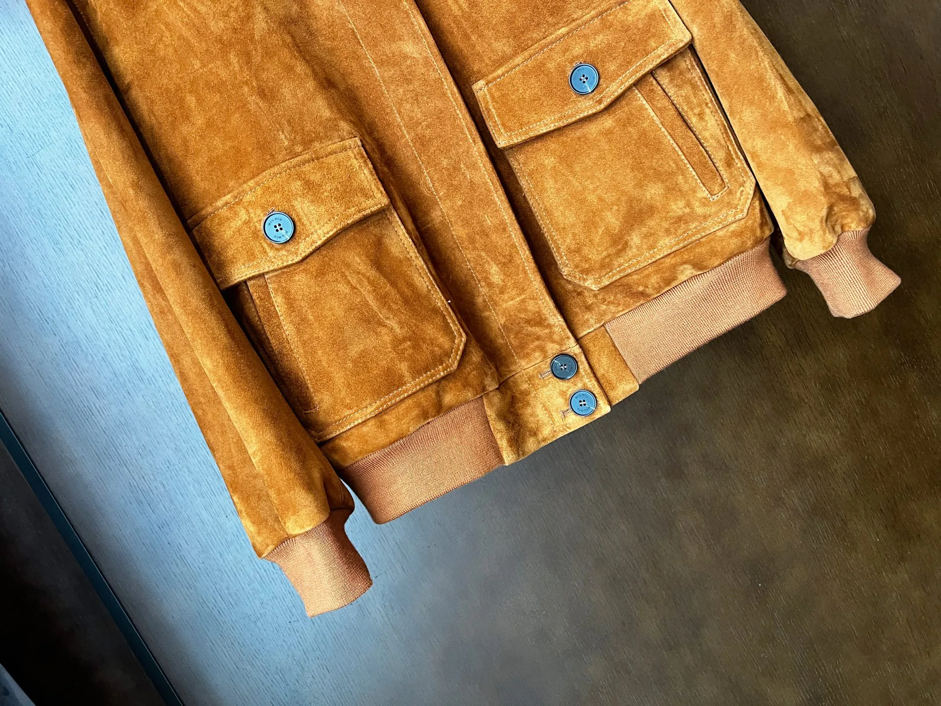 Кожаные Куртки И Дублёнки Женские Miu Miu 9101636