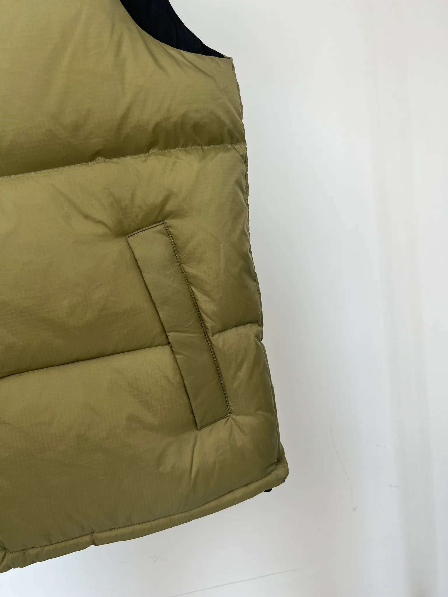 Жилеты Женские The North Face 18416024