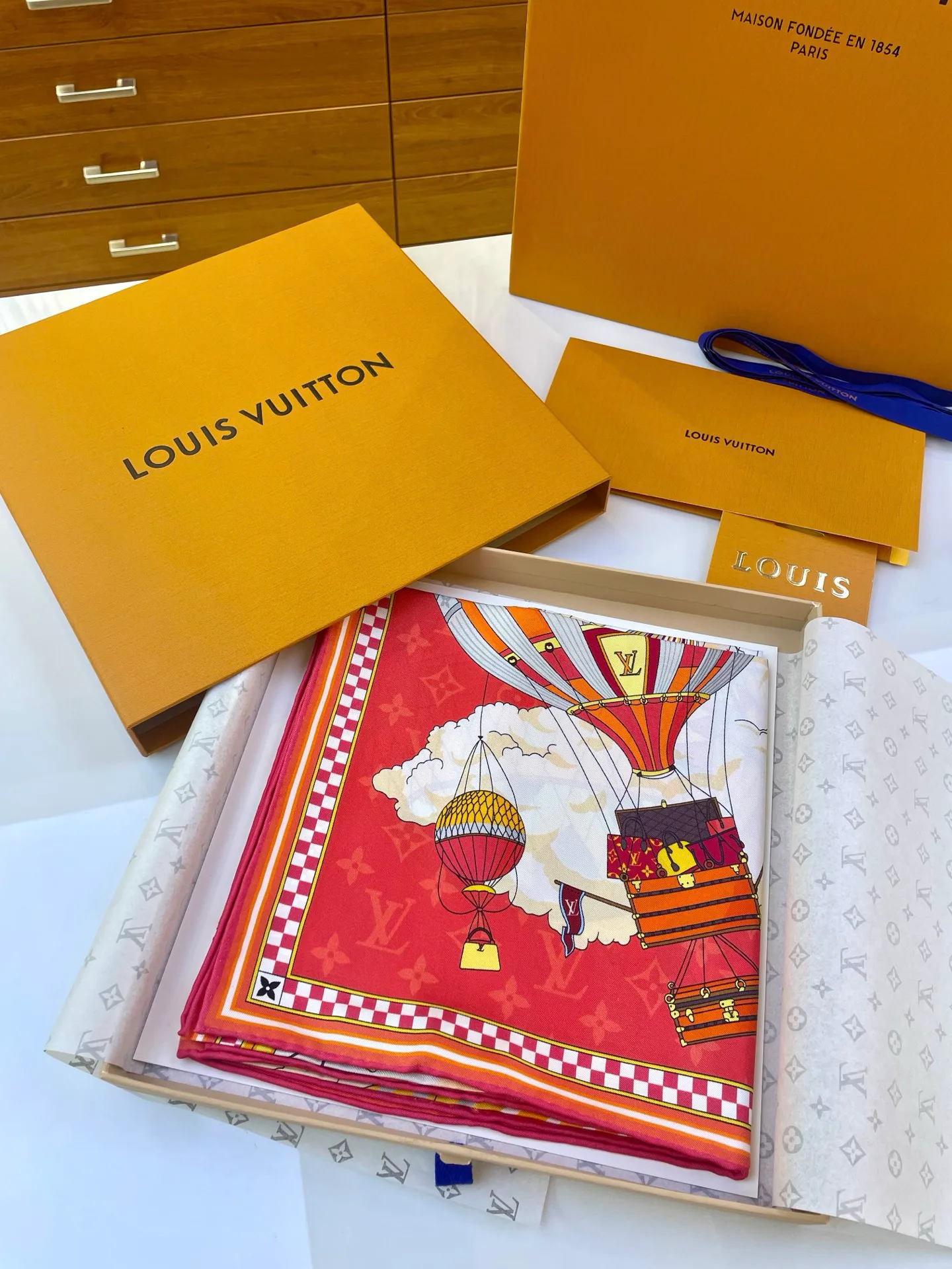 Платки Louis Vuitton 1981415