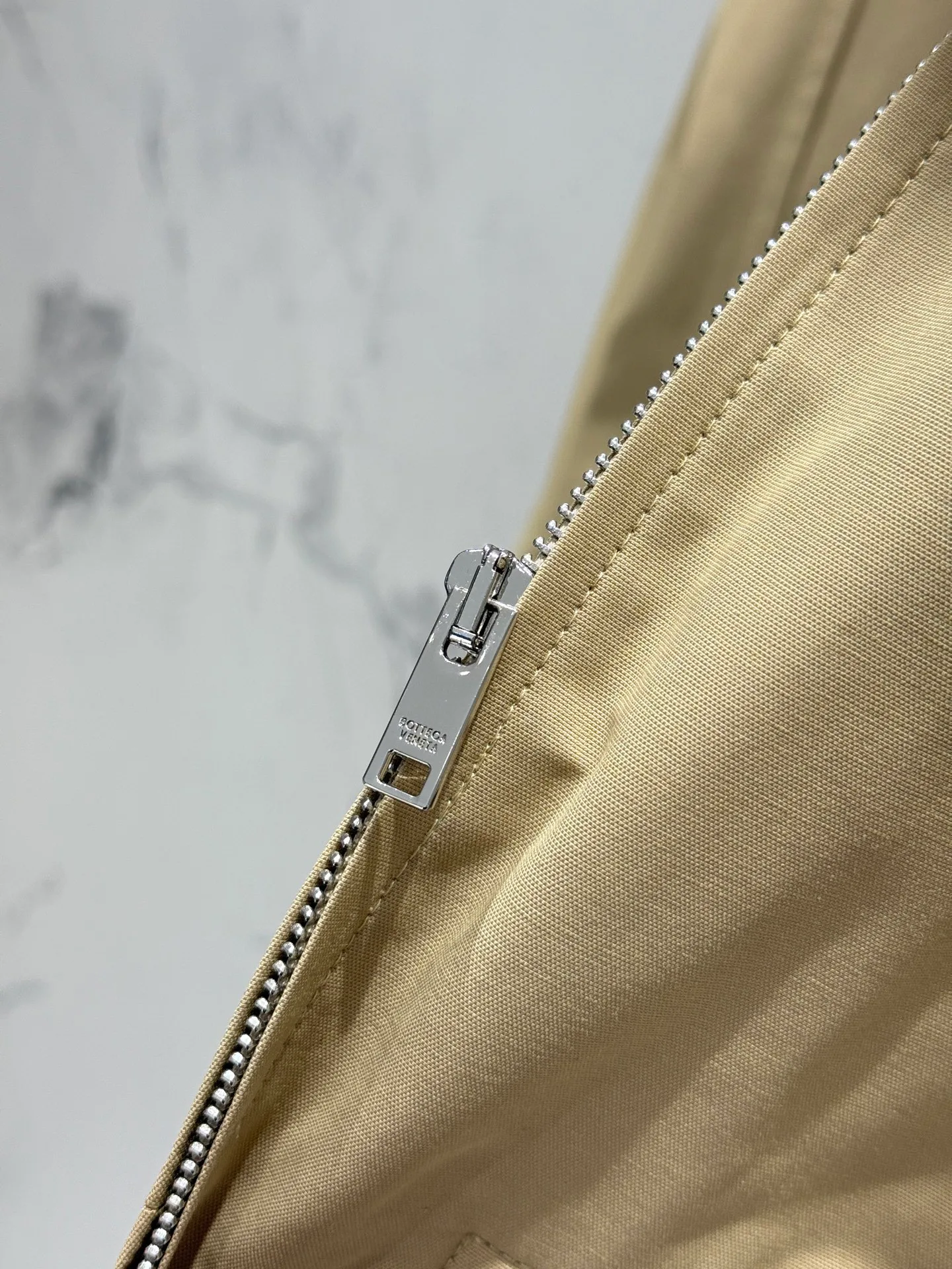 Кожаные Куртки И Дублёнки Женские Bottega Veneta 9976549