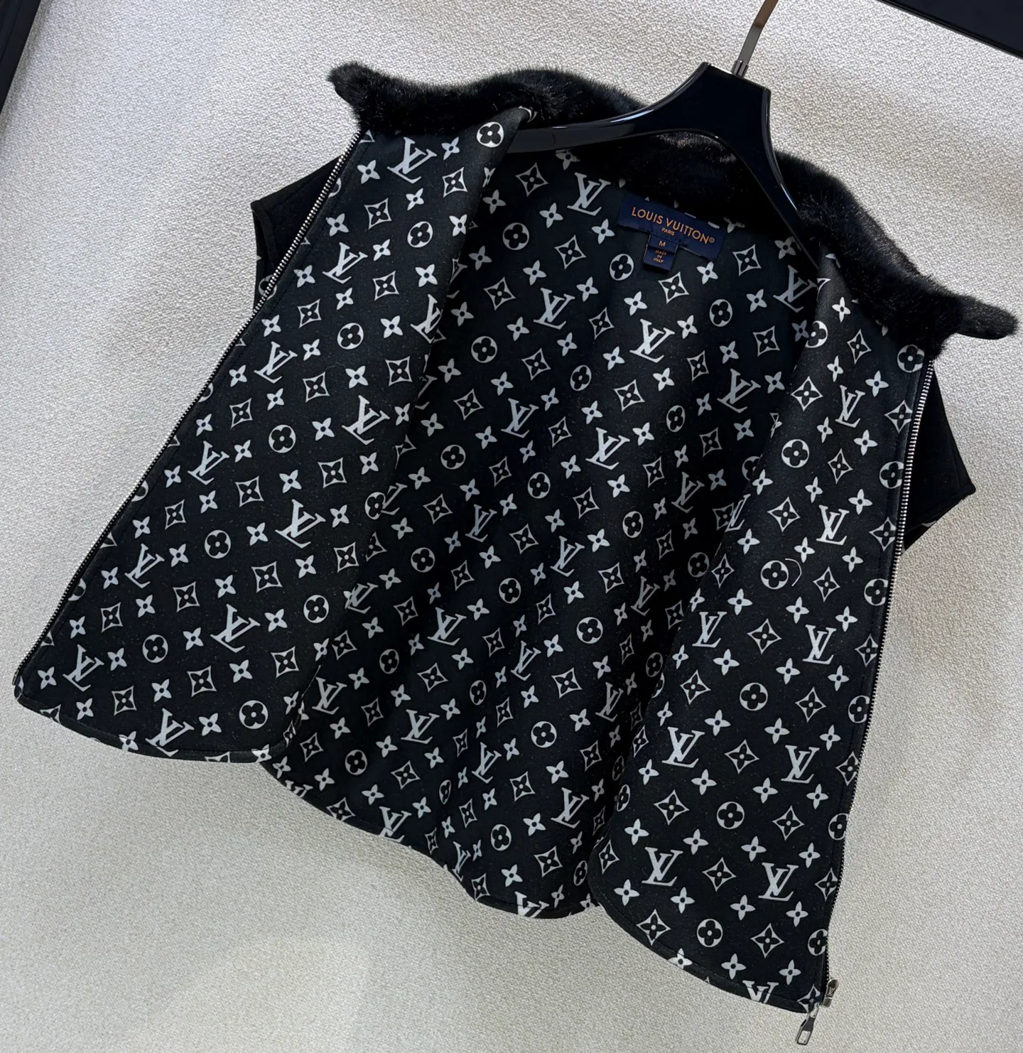 Жилеты Женские Louis Vuitton 19335019