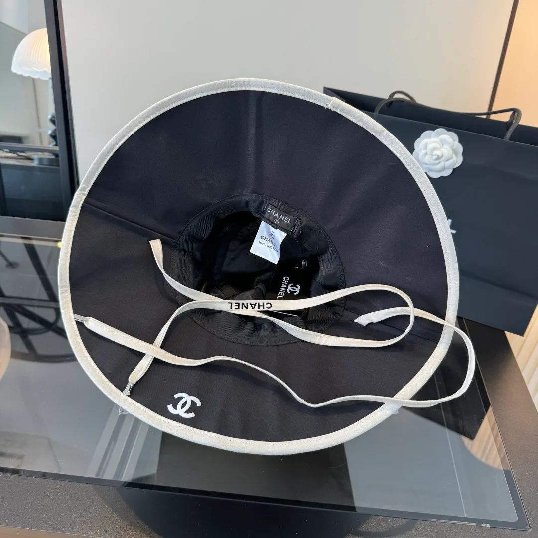 Головные Уборы Chanel 17467732