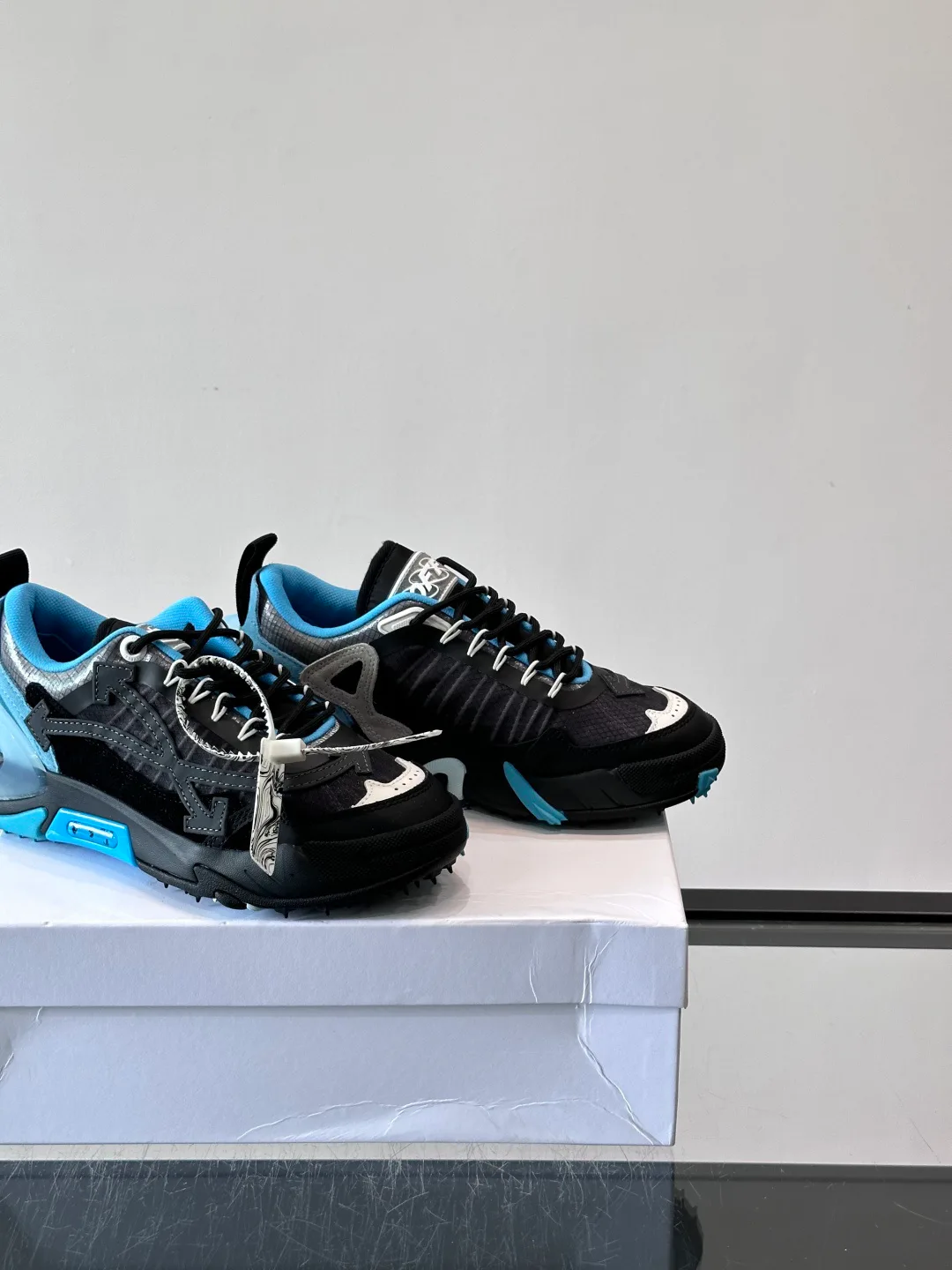 Кроссовки Женские Off-White 17682014