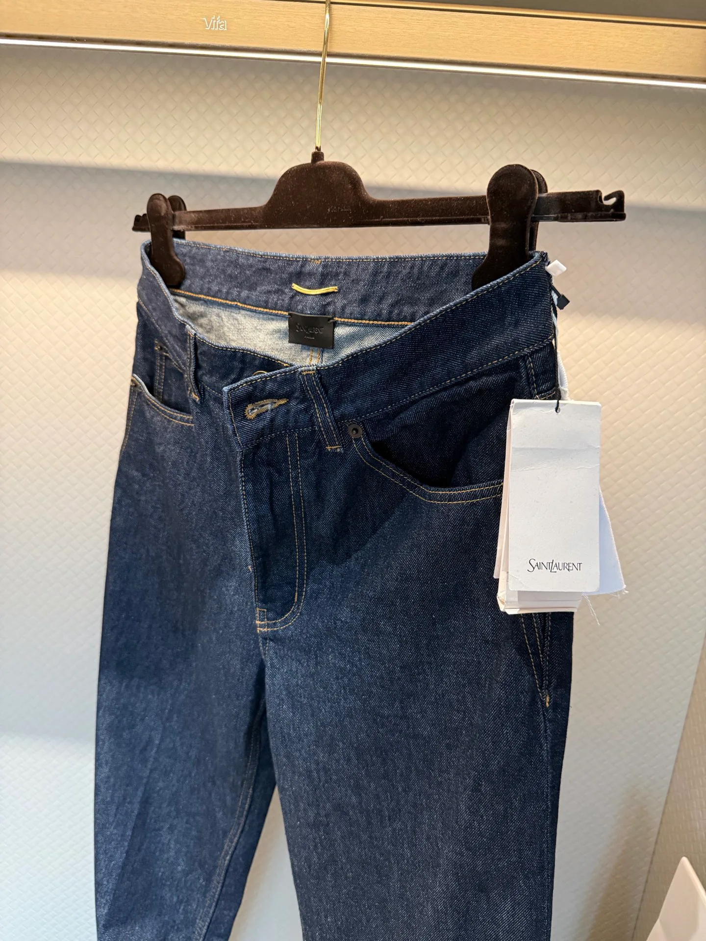 Джинсы Женские Saint Laurent 17557349