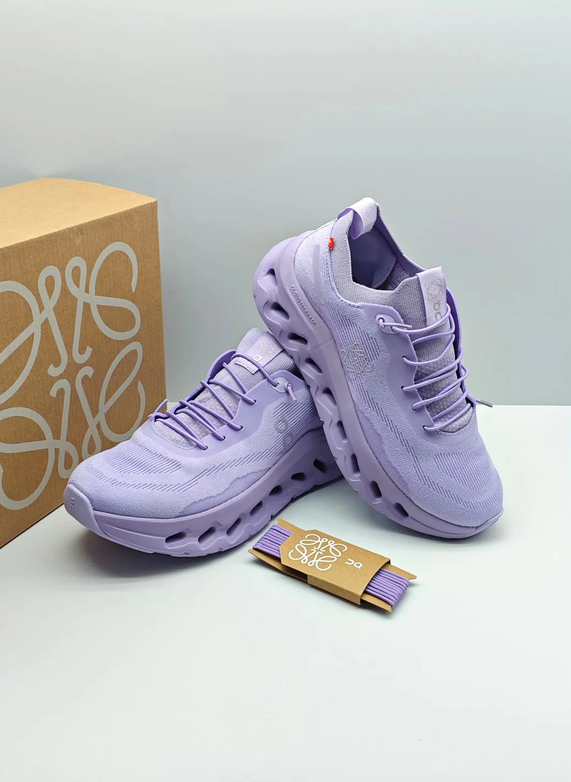 Кроссовки Женские Loewe 13193974