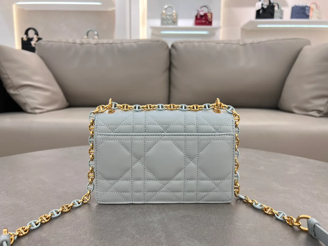 Сумки На Ремне Женские Christian Dior 293081