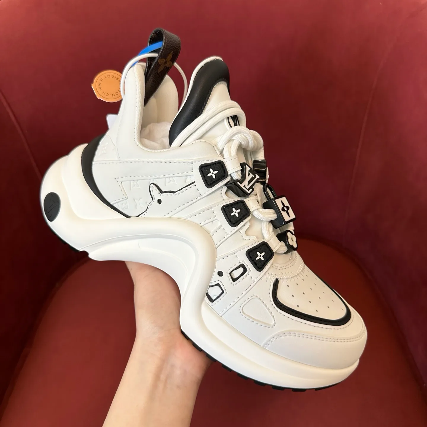 Кроссовки Женские Louis Vuitton 209321