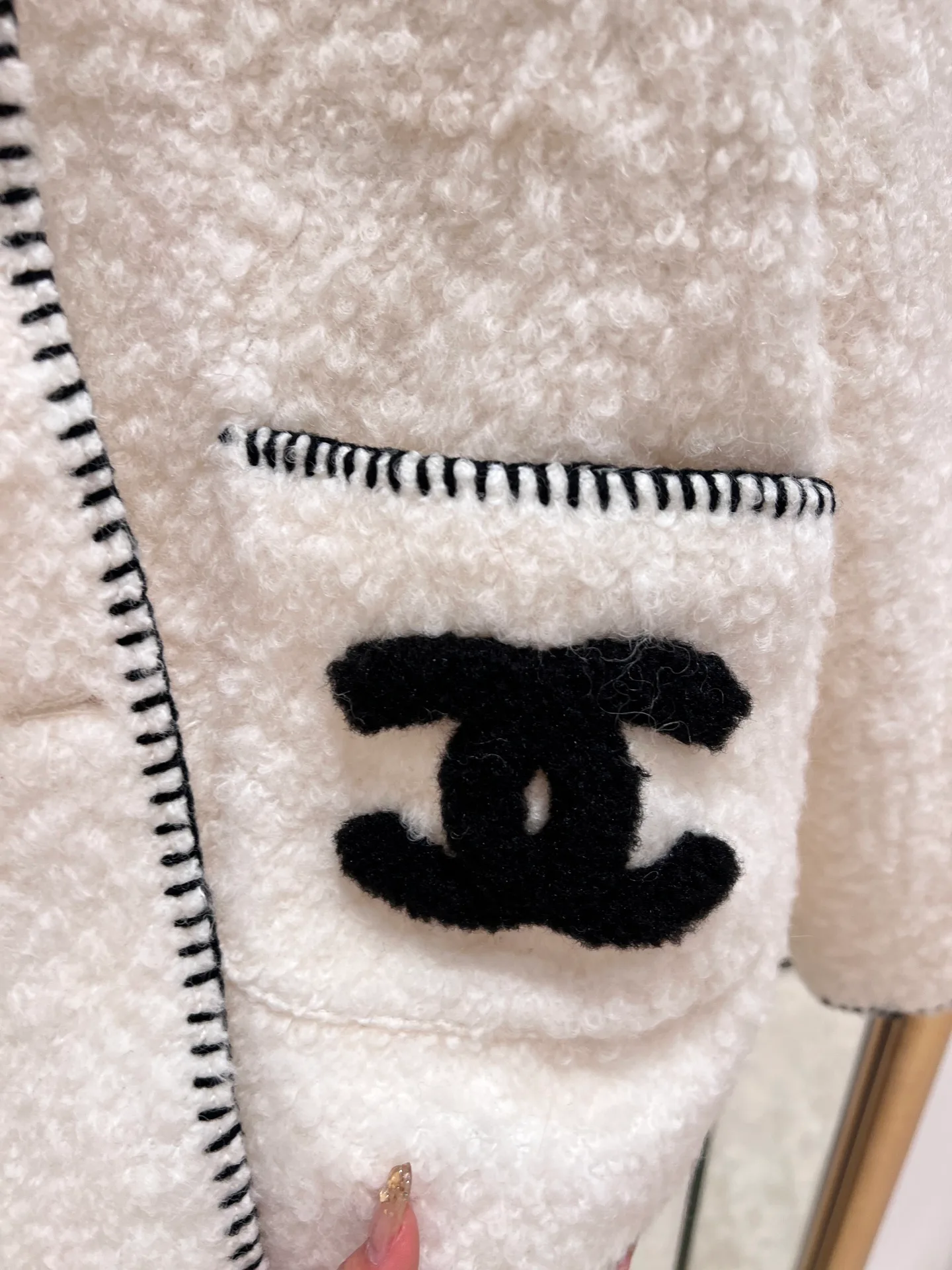 Куртки И Пуховики Женские Chanel 598573