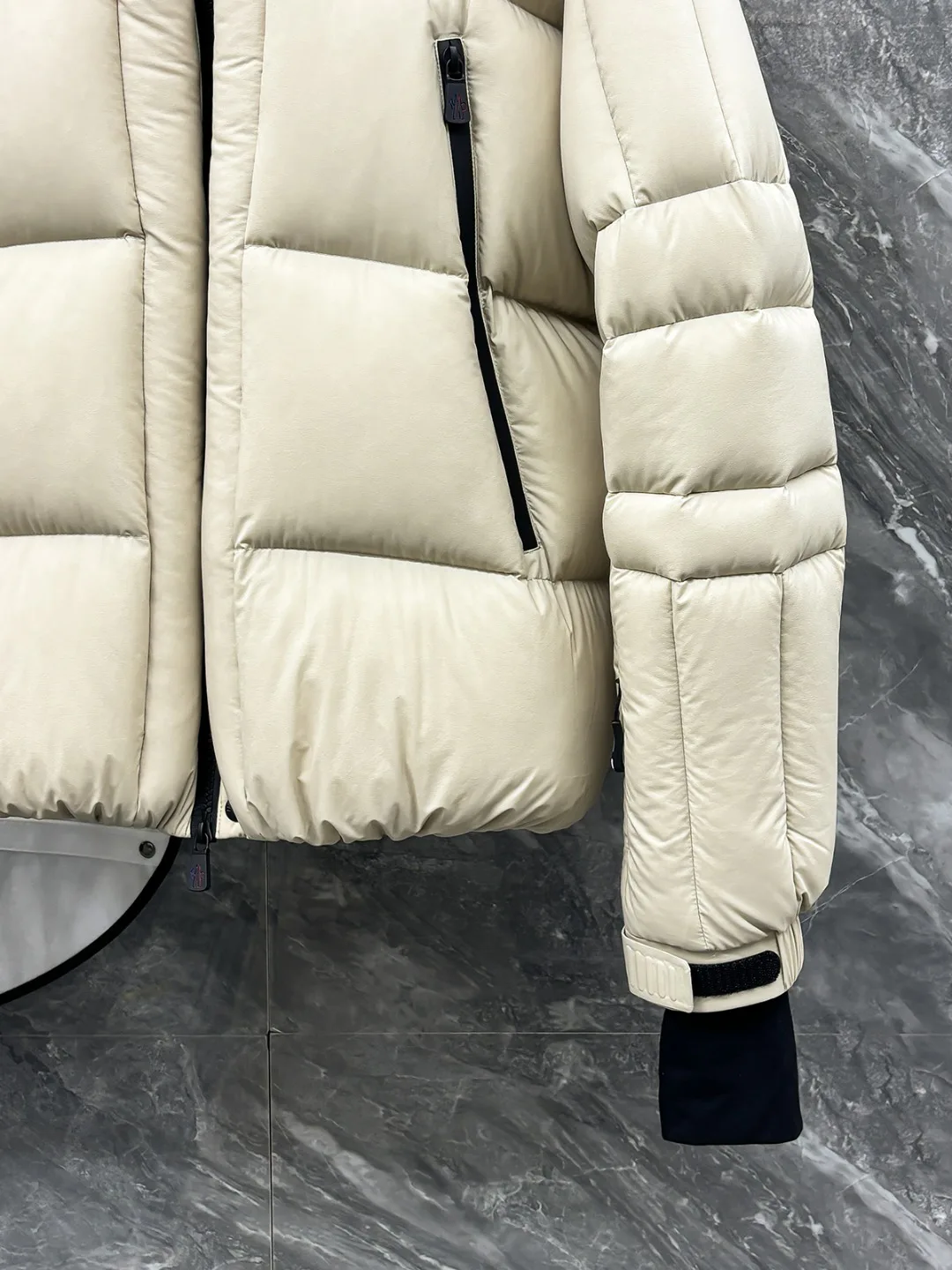 Куртки И Пуховики Мужские Moncler 492976