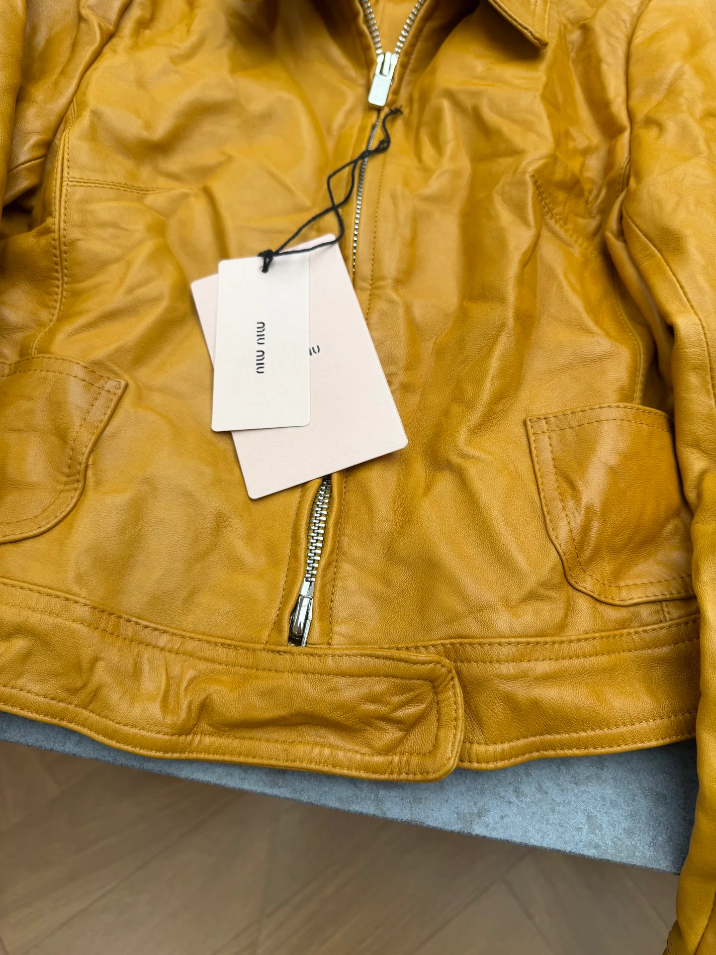 Кожаные Куртки И Дублёнки Женские Miu Miu 17998803