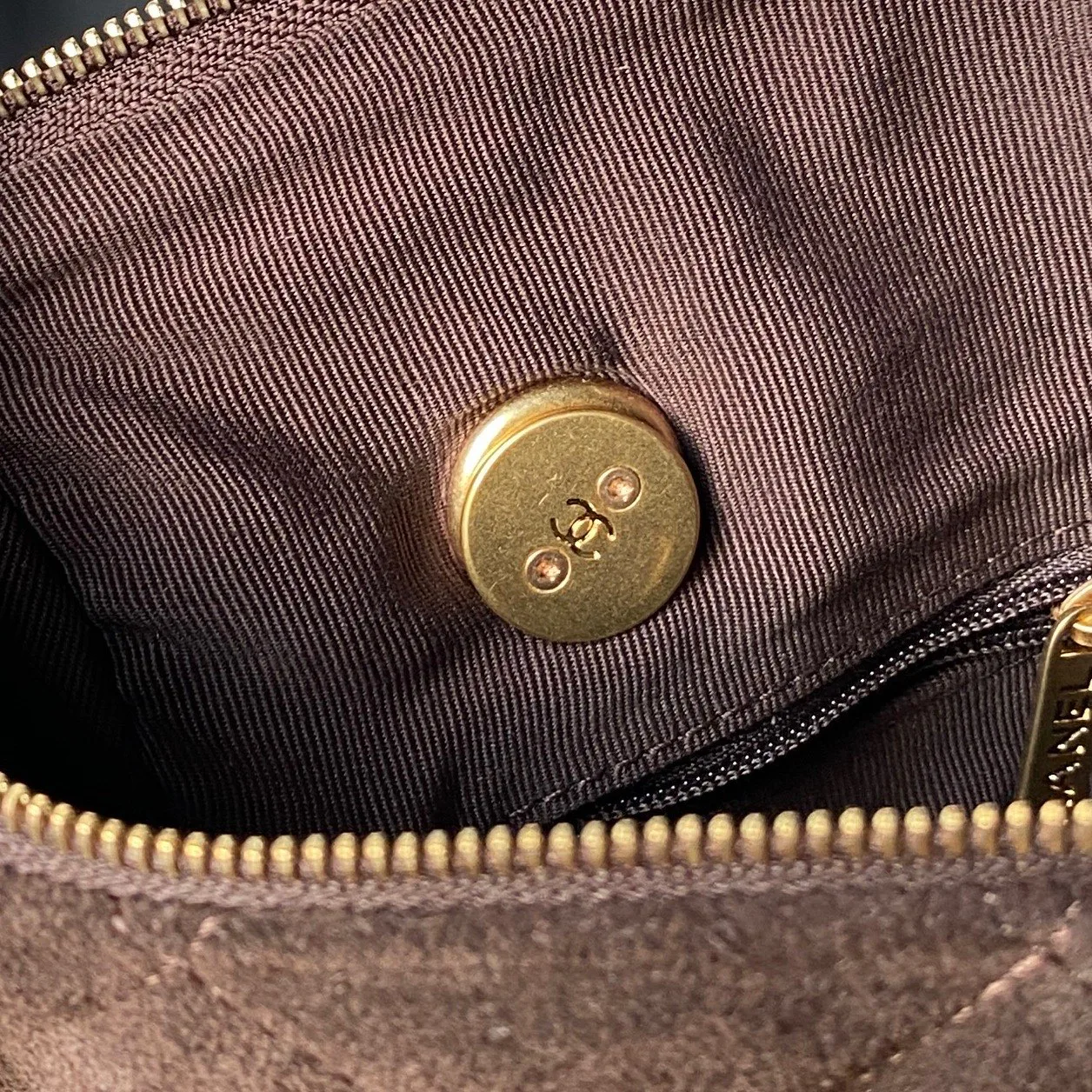 Сумки На Ремне Женские Chanel 1850380