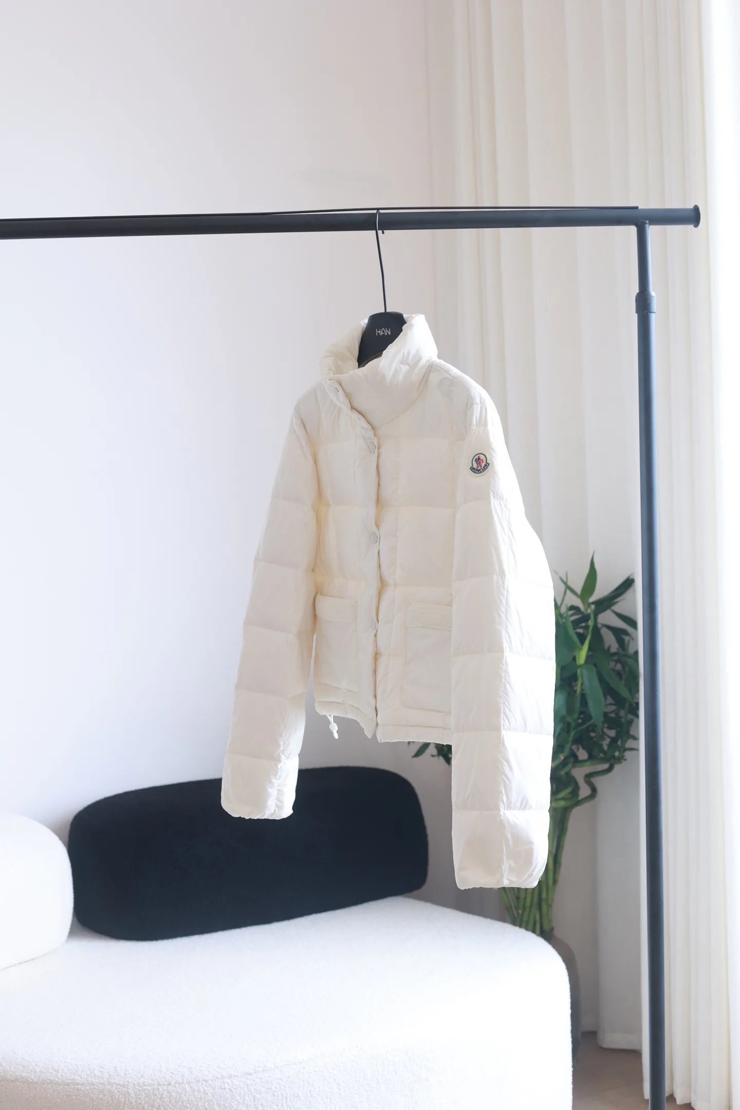 Куртки И Пуховики Женские Moncler 18184518