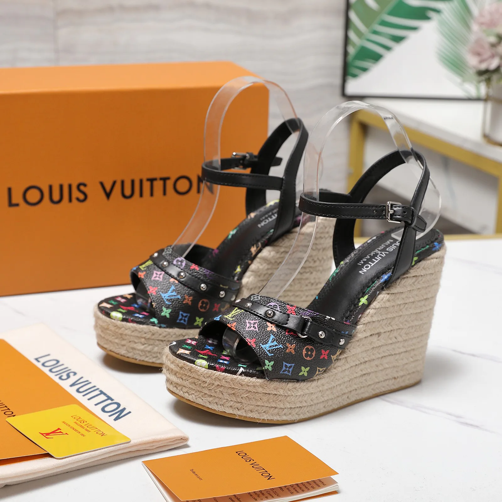 Босоножки Женские Louis Vuitton 1856171