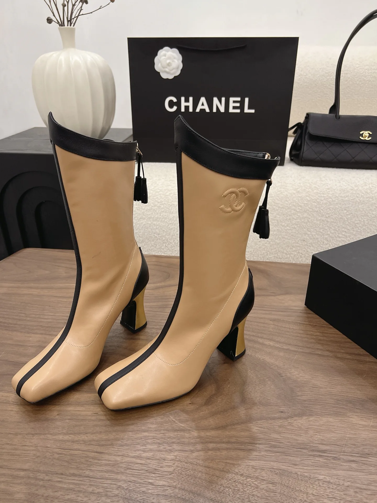 Сапоги Женские Chanel 17599937