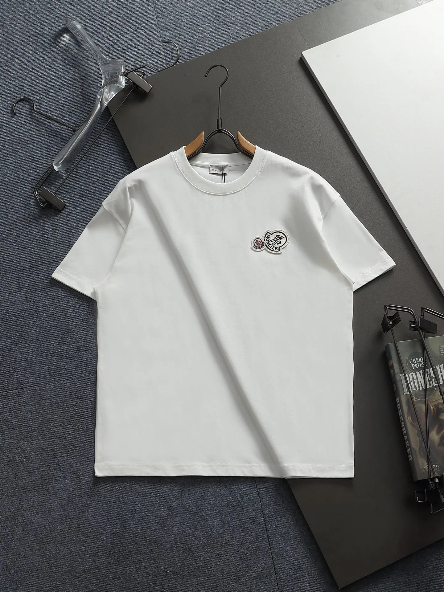 Футболки Женские Moncler 1617509
