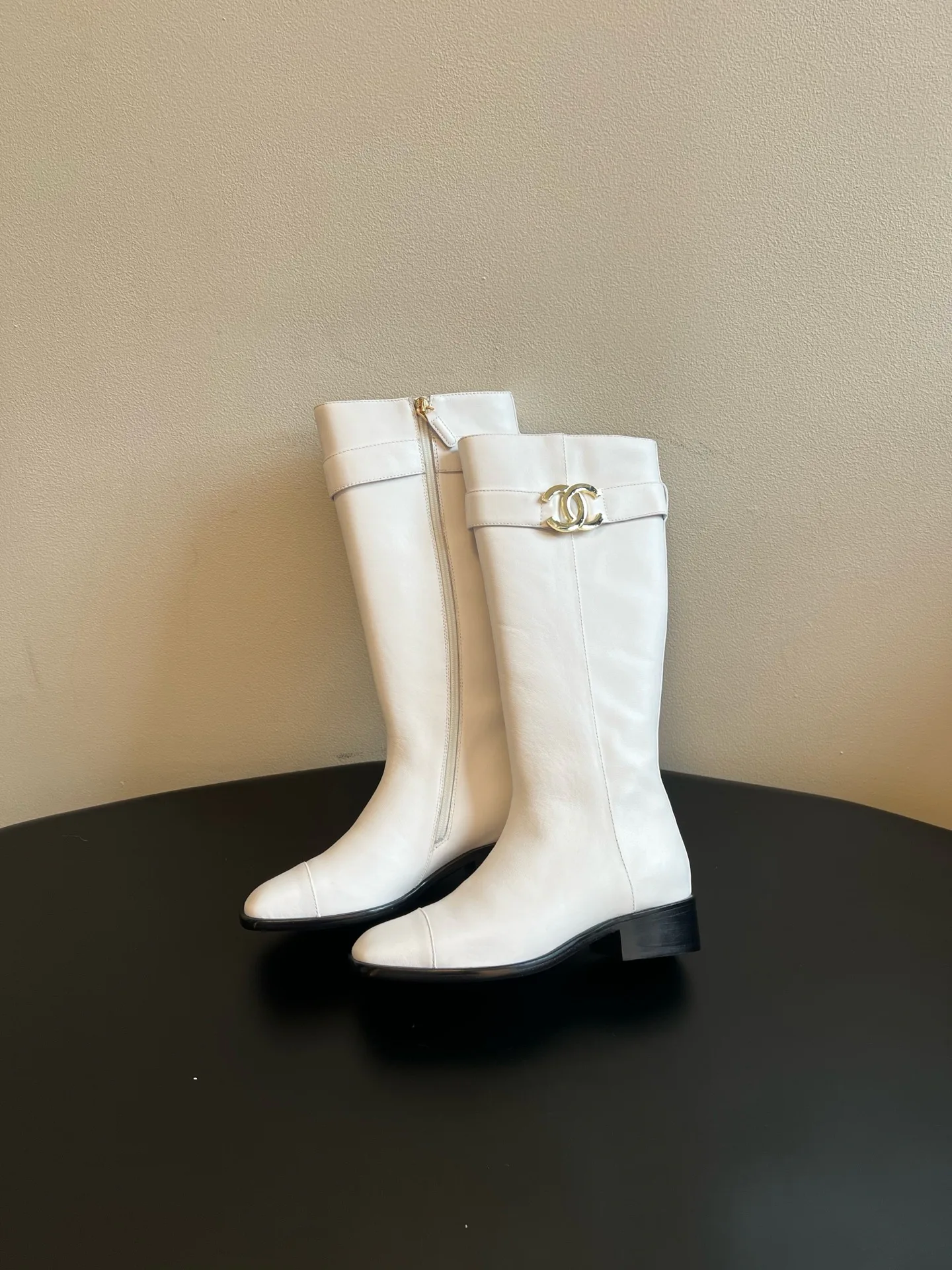 Сапоги Женские Chanel 18205933