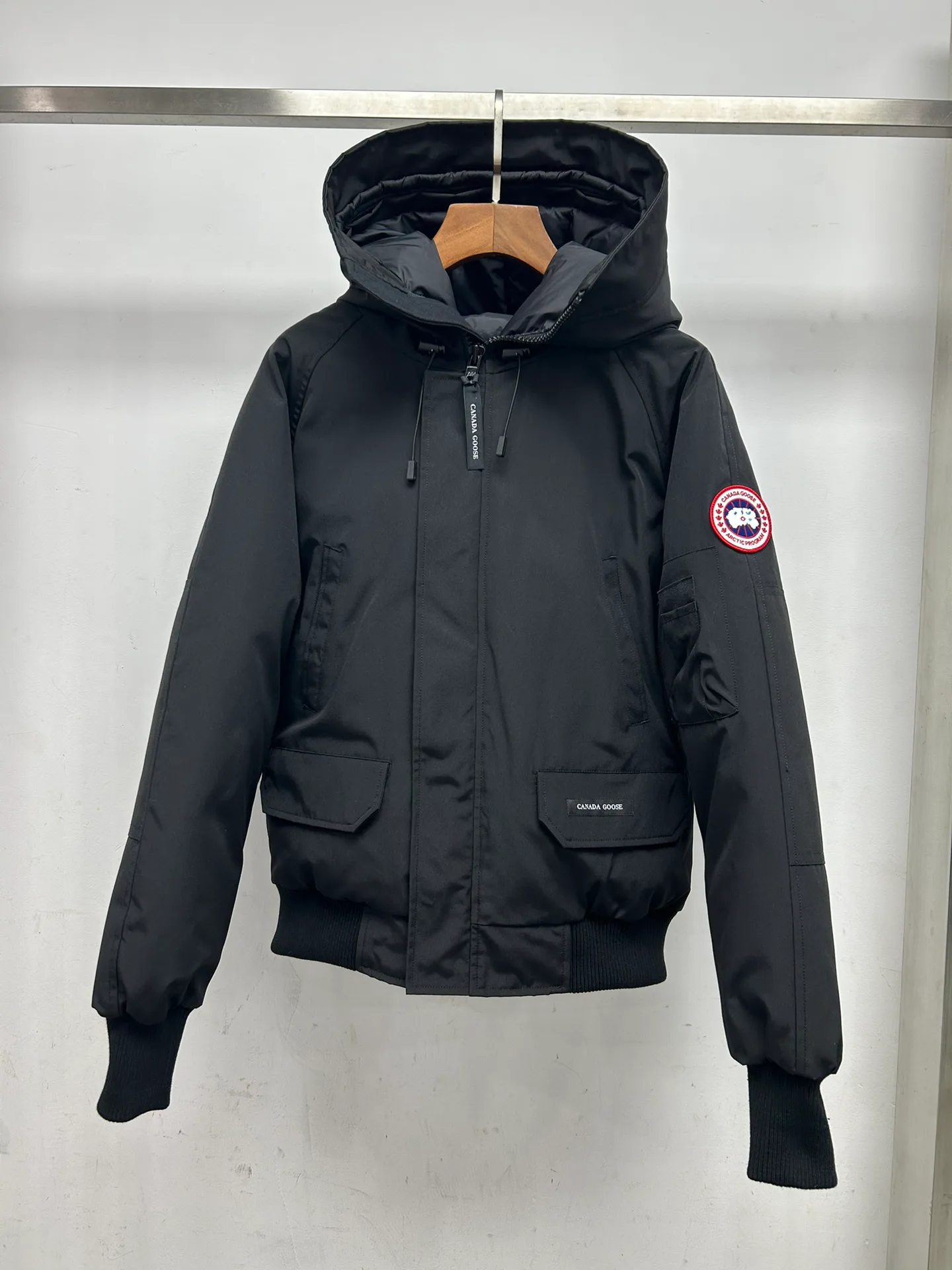Куртки И Пуховики Женские Canada Goose 901401