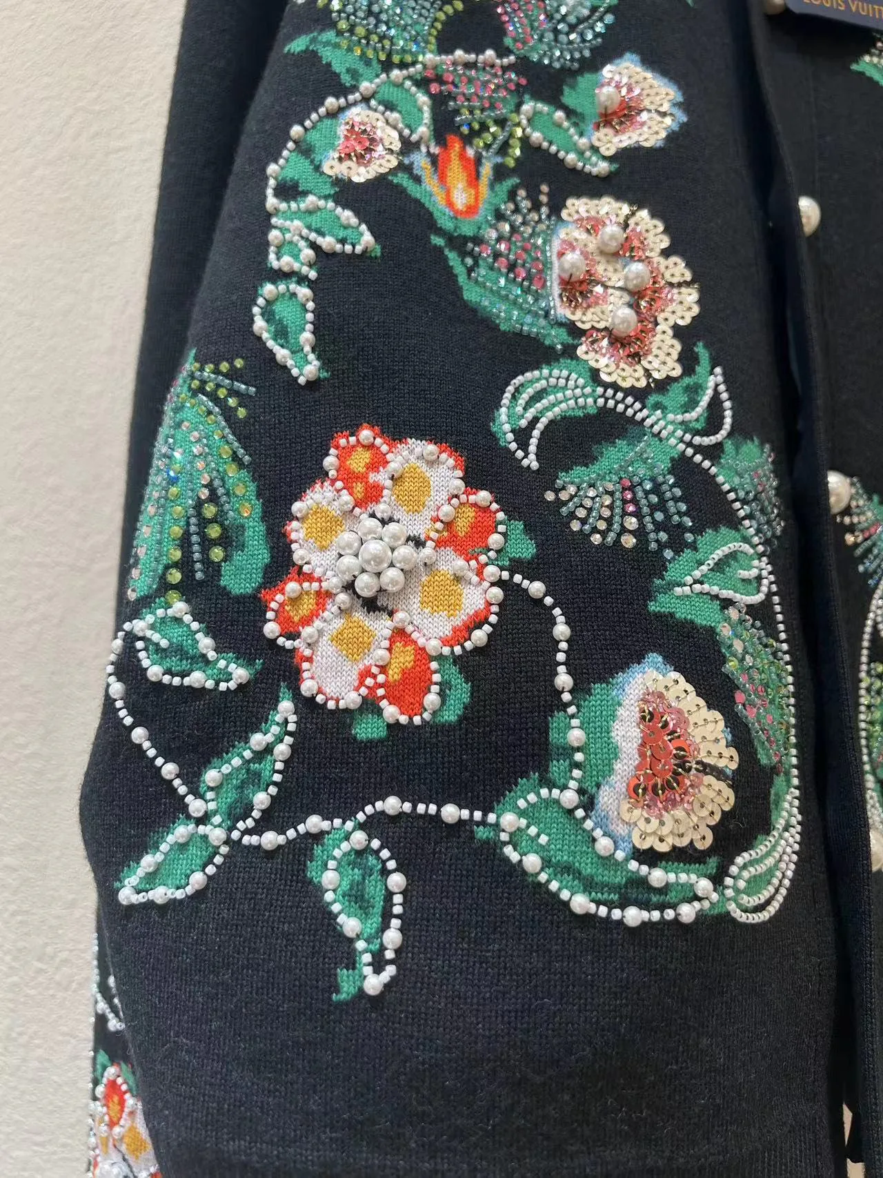 Куртки Женские Louis Vuitton Куртки Женские Louis Vuitton