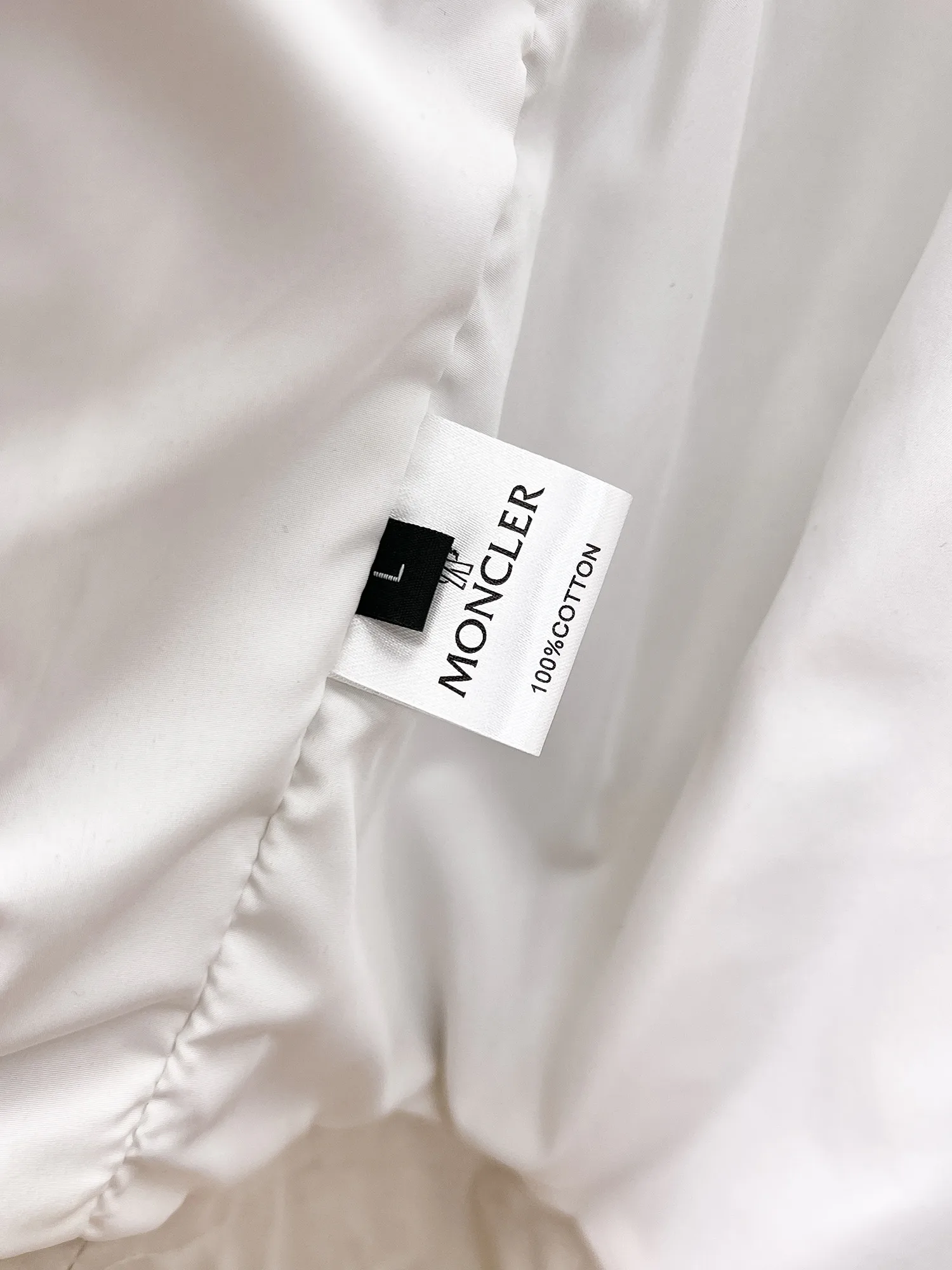Куртки И Пуховики Мужские Moncler 18191456