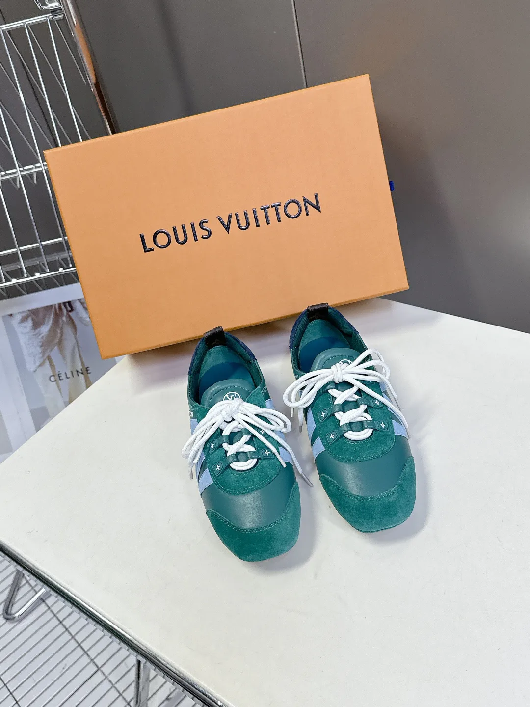 Кроссовки Женские Louis Vuitton 1480783