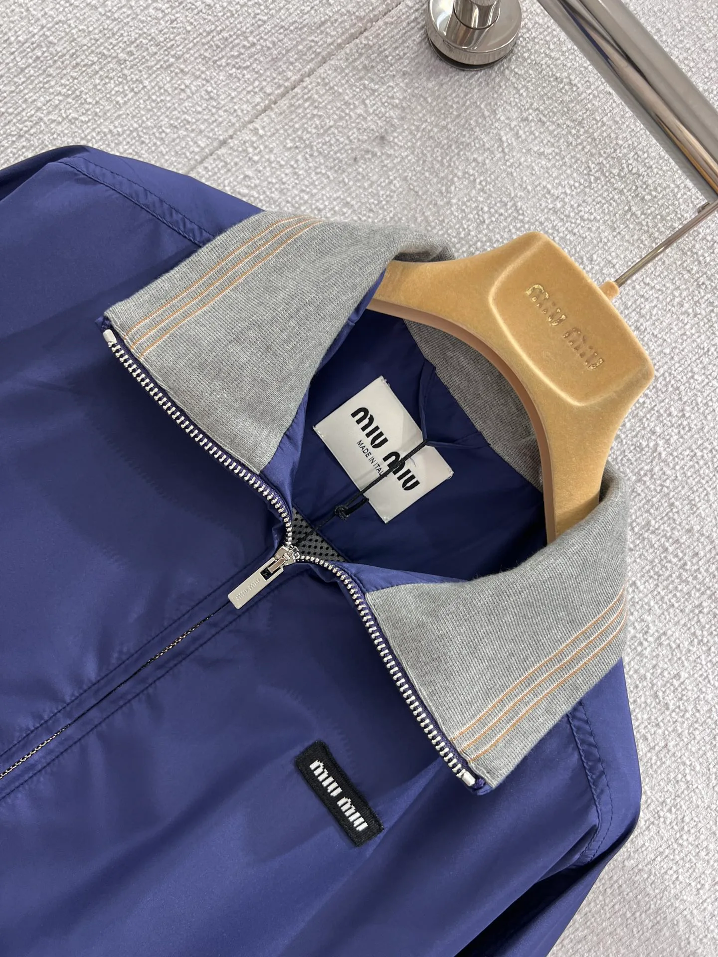 Куртки И Пуховики Женские Miu Miu 5414328